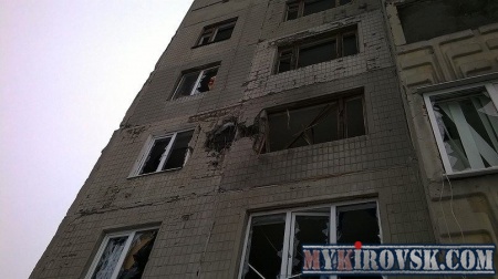Попадания снарядов поселок Донецкий218