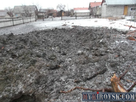 Попадания снарядов поселок Донецкий201