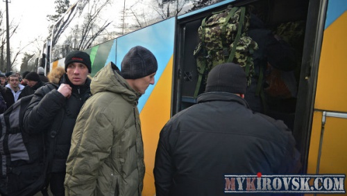 USA Today: украинцы считают службу в армии «пустой тратой времени»