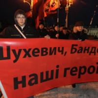 Левицкий: героизация ОУН-УПА на Украине придает вес аргументам России
